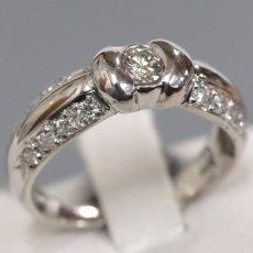 画像1: Pt900ダイヤモンドリング D0.41 4.7g #10 (1)