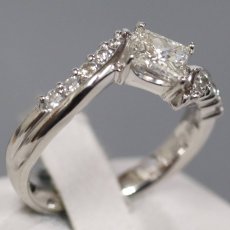 画像3: Pt900ダイヤモンドリング D0.596 D0.28 5.6g #11 (3)