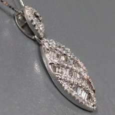 画像2: K18WGダイヤモンドペンダント D1.00 5.3g AJ付44cm 鑑別書 (2)