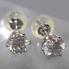 画像1: Pt900ダイヤモンドピアス D0.50×2 キャッチ込み0.9g (1)