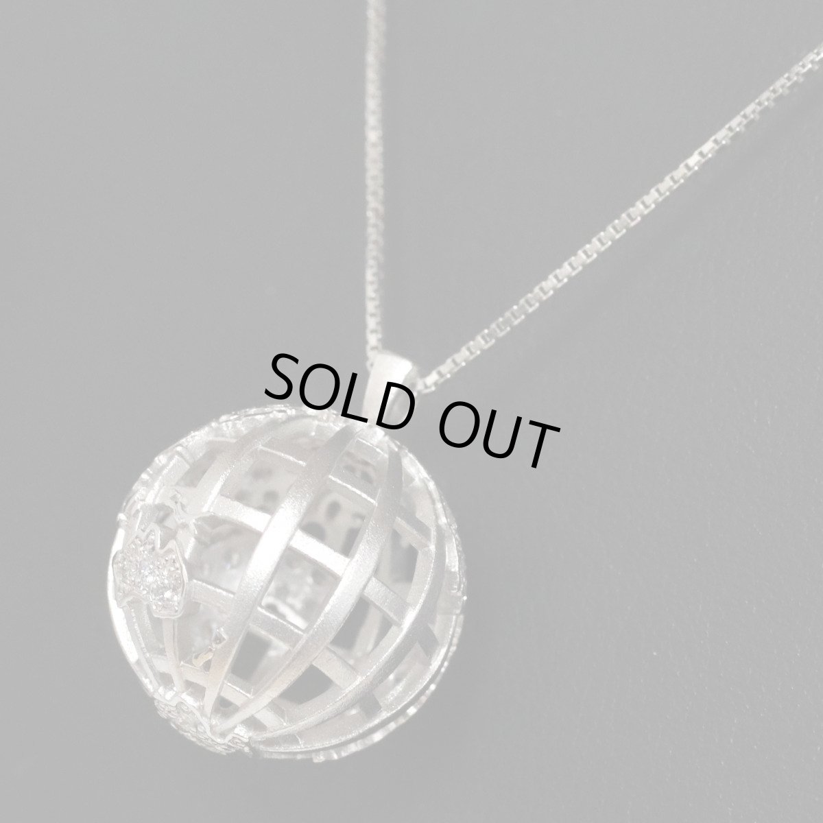 画像7: K18WGダイヤモンドネックレス 地球儀モチーフ D0.55 8.2g AJ付50cm (7)