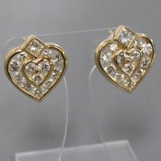 画像2: K18ダイヤモンドピアス ハートモチーフ D1.40×2 キャッチ込み6.9g (2)