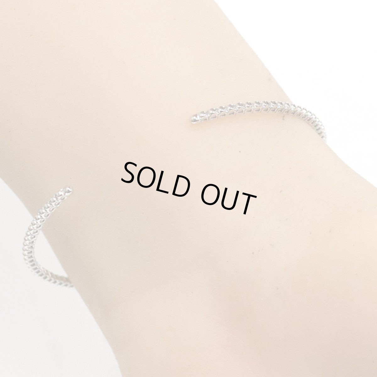 画像10: K18WGピンクサファイアダイヤモンドバングル PS0.218 D0.11 3.9g 14-16.5cm (10)