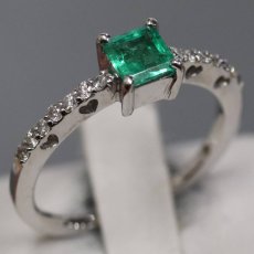 画像1: K18WGエメラルドダイヤモンドリング E0.35 D0.23 2.2g #10 (1)
