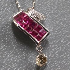 画像1: K18WGルビーダイヤモンドネックレス R0.70 D0.22 3.4g AJ付45cm (1)