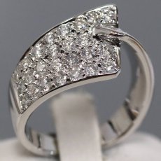 画像1: K18WGダイヤモンドリング D0.67 7.1g #11.5 (1)