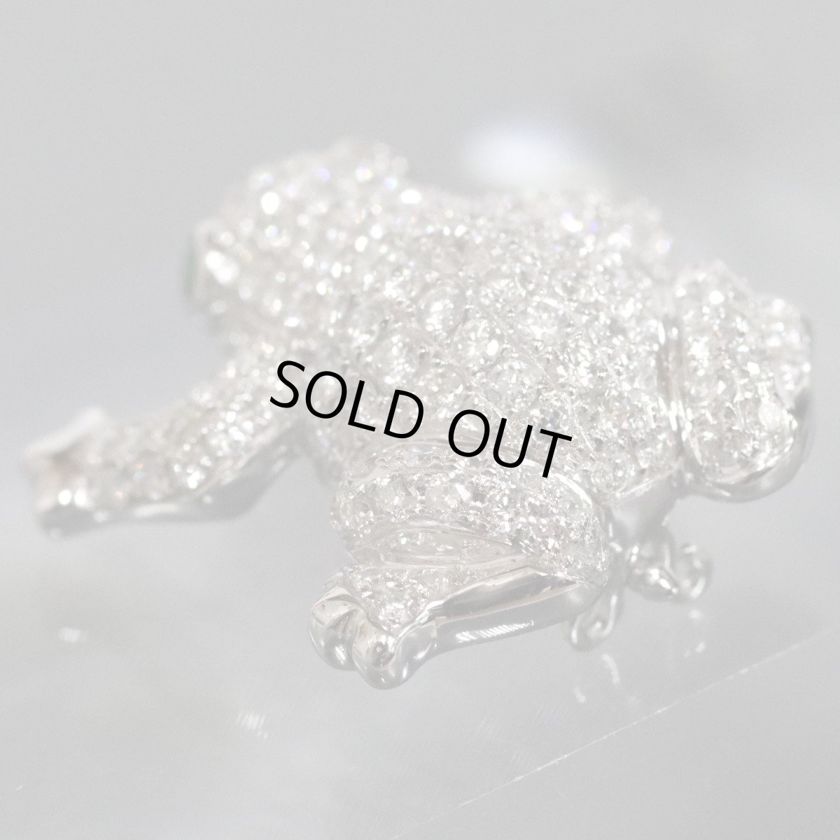 画像4: K18WGダイヤモンドグリーンガーネットペンダントトップ/ブローチ カエルモチーフ D0.88 G0.05 3.7g (4)