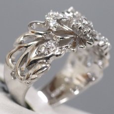 画像2: Pt900ダイヤモンドリング フラワーモチーフ D0.27 9.6g #11 (2)