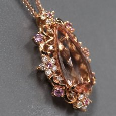 画像2: 750/K18PGモルガナイトダイヤモンドサファイアペンダント M4.04 D0.33 S0.23 6.4g AJ付45cm (2)