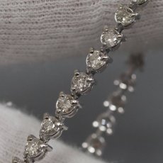 画像2: K18WGダイヤモンドテニスブレスレット D3.03 10.2g 18.5cm (2)