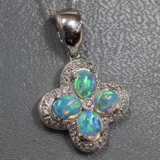 画像1: K18WGオパールダイヤモンドペンダント O0.74 D0.23 5.6g 40cm (1)