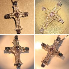 画像4: K18WGアレキサンドライトダイヤモンドペンダントトップ クロスモチーフ A1.02 D0.25 3.5g 鑑別書 (4)