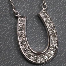 画像1: K18WGダイヤモンドネックレス 馬蹄モチーフ D0.25 2.6g 42cm (1)