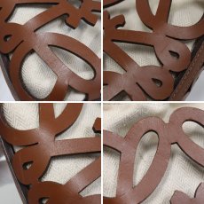 画像4: ロエベ アナグラム カットアウトポケット(C922Y62X07) (4)