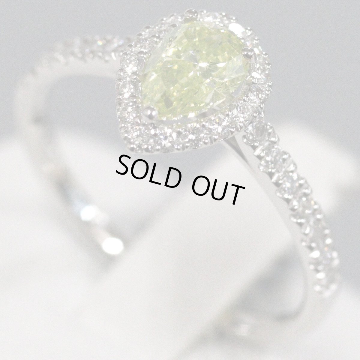 画像1: Pt900グリーニッシュイエローダイヤモンド/ダイヤモンドリング D0.562 D0.24 2.3g #11 鑑定書 ソーティング (1)