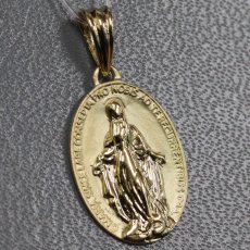 画像2: K18ペンダントトップ 聖母マリアモチーフ 2.9g (2)