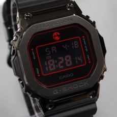 画像2: カシオ G-SHOCK 八村塁選手 シグネチャーモデル(GM-5600RH-1JR) (2)