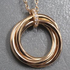 画像1: 750PG トリニティ 5Pダイヤモンド ネックレス 2009年クリスマス限定 7.3g 41cm 保証書 (1)