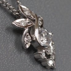 画像2: Pt900/850ダイヤモンドネックレス フラワーモチーフ D0.112 D0.23 5.8g 40cm 鑑別書 (2)