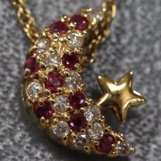 画像4: K18ルビーダイヤモンドペンダント 月と星モチーフ R0.12 D0.12 2.5g 40cm (4)