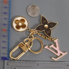 画像7: ルイヴィトン キーホルダー スプリングストリート(M01187)箱 保存袋 (7)