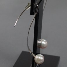 画像4: K18WG パールピアス 7.9mm 2.6g (4)