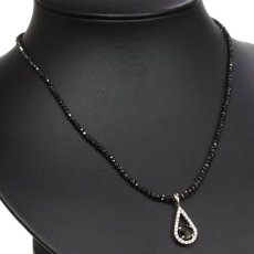 画像2: K18WG ブラックダイヤモンド/ダイヤモンド ペンダント BkD20.00 BkD1.01 D0.46 7.9g アジャスター付き41-46cm 鑑別書 (2)