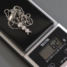画像9: タサキ K18WG ダイヤモンド トリロジーネックレス D0.37 6.2g 52cm アジャスター付 (9)
