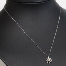 画像5: ヨンドシー K18WG ダイヤモンド ホワイトサファイア ネックレス スノーフレーク 2008年クリスマス限定 2.0g 41cm (5)