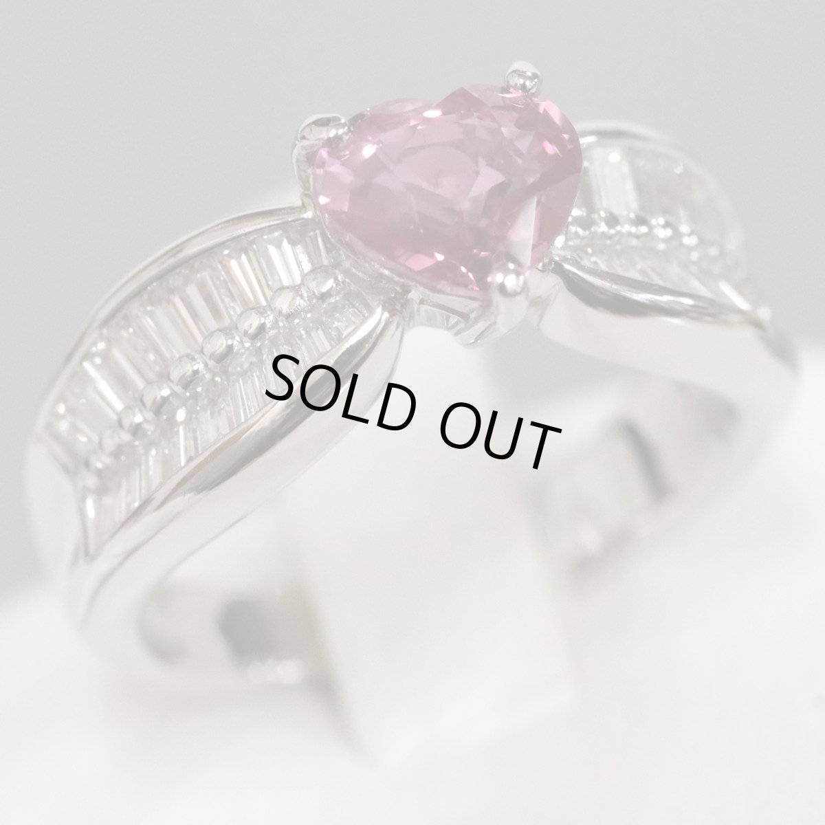 画像1: Pt900 非加熱パパラチアサファイア ダイヤモンド リング ハートシェイプ PS1.24 D0.57 7.5g #10 AIGS鑑別書 (1)