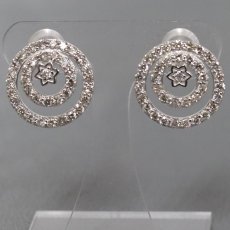 画像2: K18WG ダイヤモンドピアス D0.75 2.6g (2)